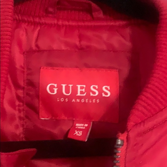 A guess red bomber jacket - Picture 5 of 6